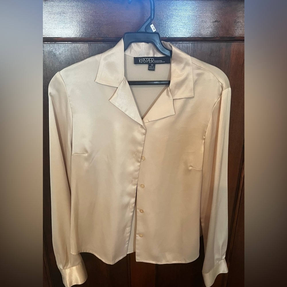 Elegant Kasper Blouse